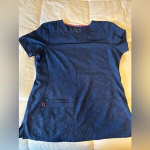 Medium sized Heartsoul scrub top.